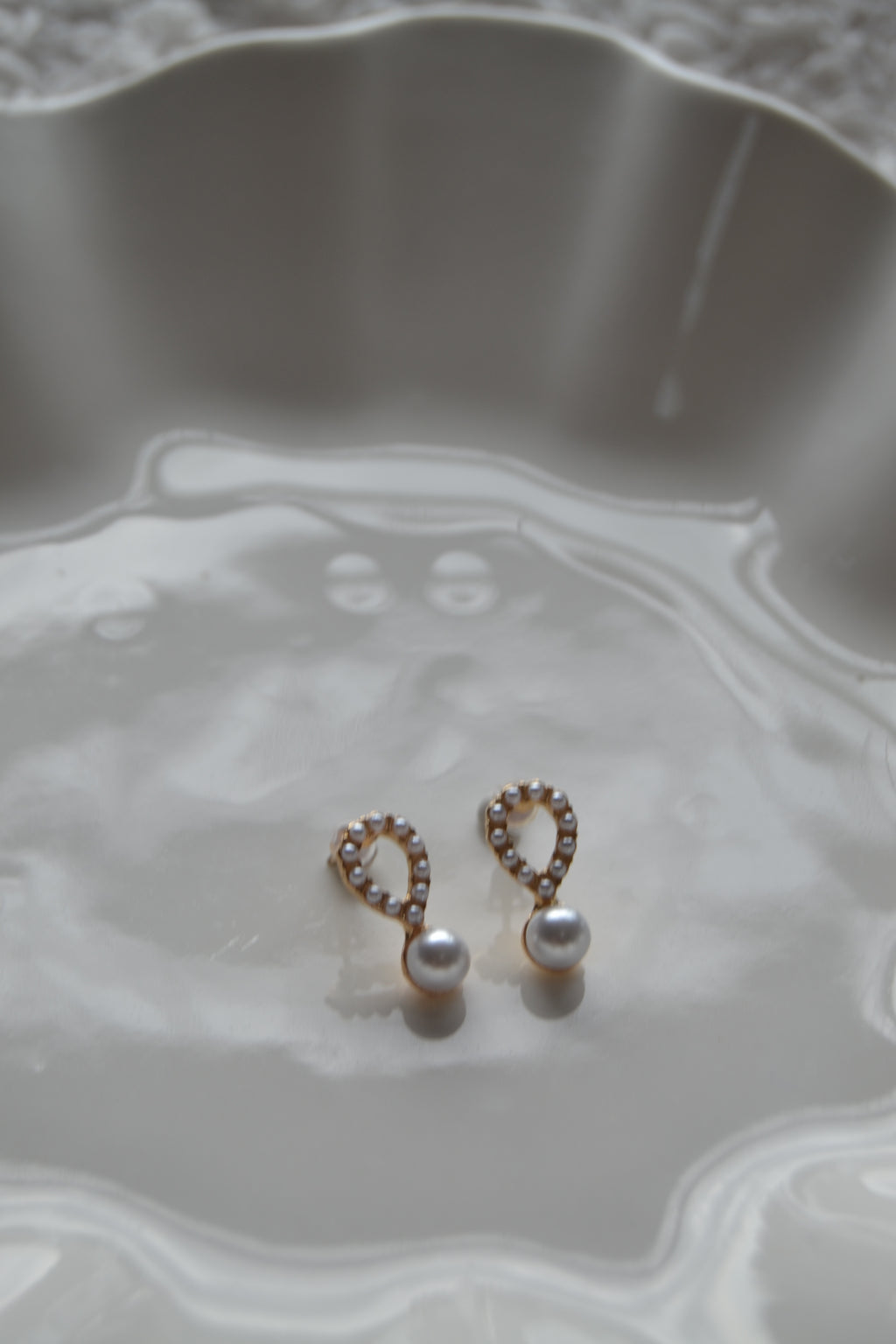 Pearl Teardrop Studs