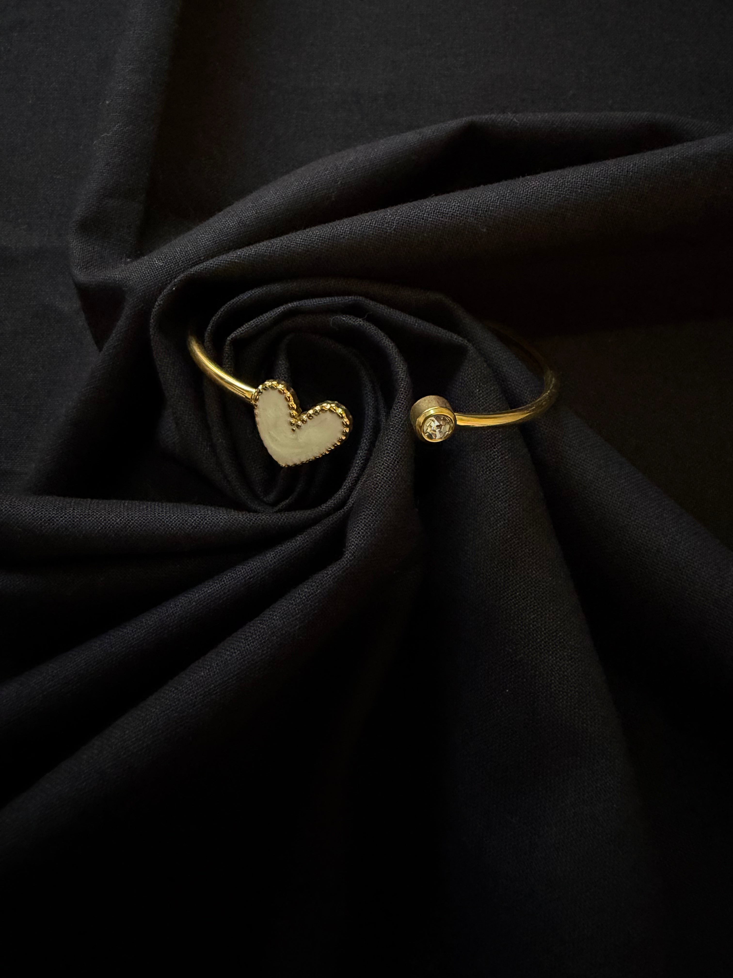 Golden Heart Glow Bracelet